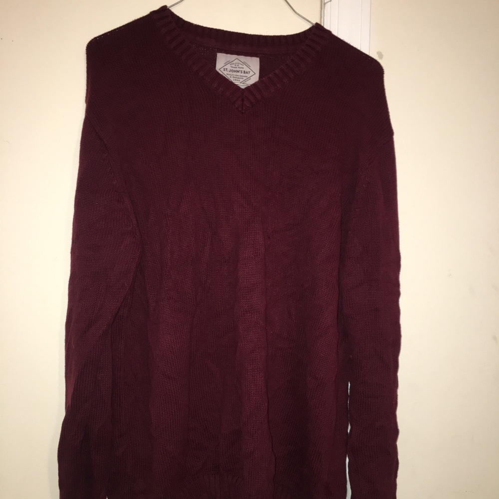 Maroon v neck sweater 🥶🥶